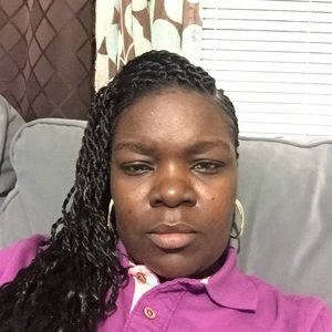 Meet your Posher, Jacqueline